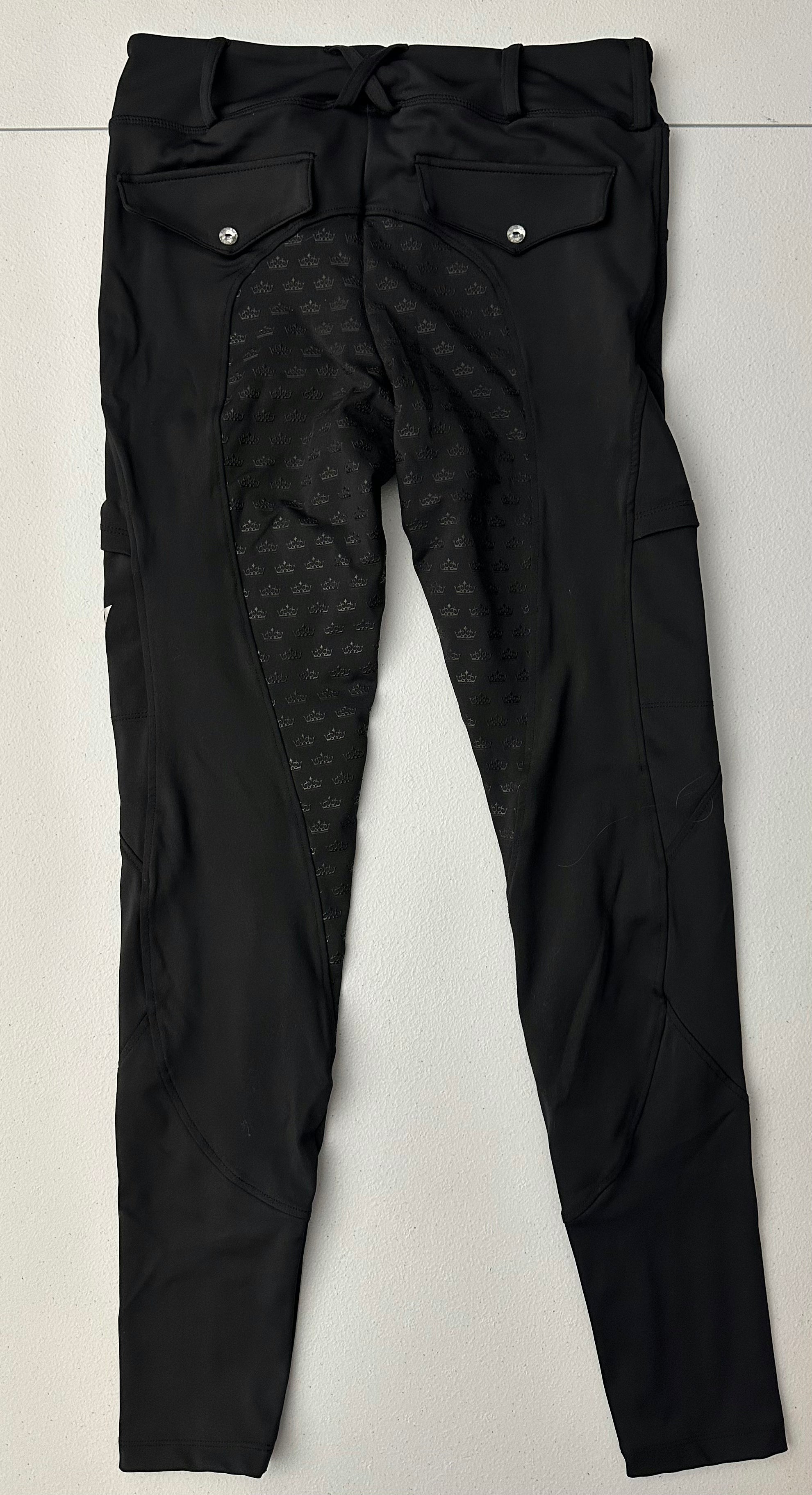 (16) Classic Black MEDIUM