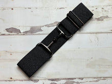 Load image into Gallery viewer, Snaffle Belt - Sparkle Black
